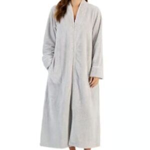 Charter Club Womans Plush Side pockets Shawl collar Zig Zag Zipper Robe, Size XS